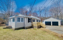 379 Main Street, Mashpee, MA 02649