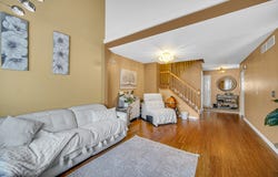 1424 DERBY Lane, Mundelein, IL 60060