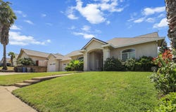 558 Fair Hill Drive, Redding, CA 96003