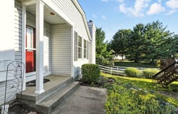 2713 York Drive, Stow, OH 44224