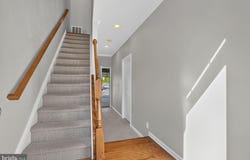 25090 LOMAX Terrace, CHANTILLY, VA 20152