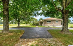 2725 Rhodelia Road, Payneville, KY 40157