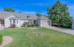 16 Buckingham Court, Camdenton, MO 65020