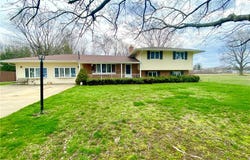 2934 Shirley Street, North Kingsville, OH 44030