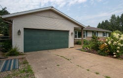10215 8 Mile Road, Ceresco, MI 49033