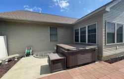 1400 Beechwood, Clinton, IN 47842