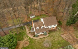 5 CHARCOAL LANE, MOHNTON, PA 19540
