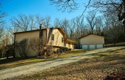 600 W Clayton St, Hardy, AR 72542