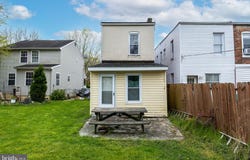 97 CROSSWICKS STREET, BORDENTOWN, NJ 08505