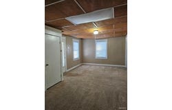 9422 Chester Avenue, St Louis, MO 63114