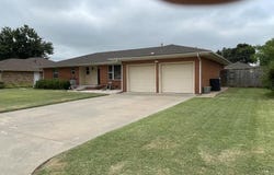 806 W Colorado Avenue, Anadarko, OK 73005