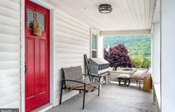 104 DOGWOOD Drive, FRANKLIN, WV 26807