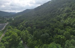 27 Paint Creek Road, Hansford, WV 25103