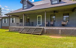 144 J and W Road, Olin, NC 28660