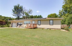 117 S Hamilton Street, Otterville, IL 62052