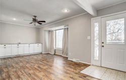925 NW Canterbury Court, Blue Springs, MO 64015