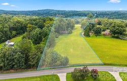 2122 Enon Road, Morganton, NC 28655
