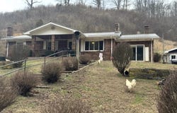 1267 Lower Taulbee Fork Road, Vancleve, KY 41385