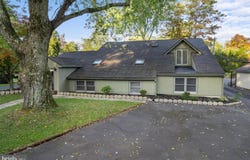 2965 UPPER RIDGE ROAD, PENNSBURG, PA 18073