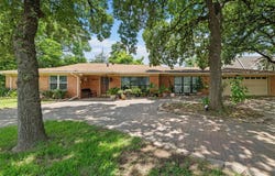 1602 W 6th Street, Irving, TX 75060