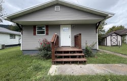 1801 & 1801 1/2 Exeter Avenue, Middlesboro, KY 40965