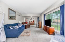 6305 N Bales Avenue, Gladstone, MO 64119