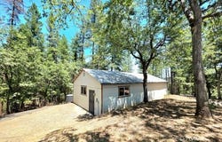 2129 Brady Road, Hayfork, CA 96041