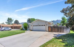 8093 S BEAUMONT Dr E, Sandy, UT 84093