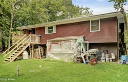 711 Whippoorwill Drive, Bushkill, PA 18324