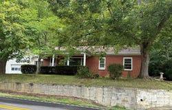 1462 Ky. Rt. 40, Staffordsville, KY 41256