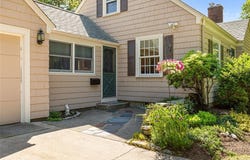 1 Joann Drive, Barrington, RI 02806