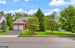 1814 WOODS EDGE DRIVE NE, LEESBURG, VA 20176
