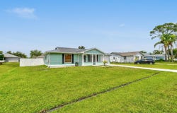 1920 SW Taurus Lane, Port Saint Lucie, FL 34983