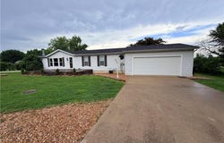 114 E Oak Street, Emma, MO 65327