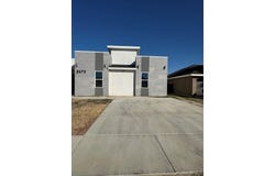 2173 Fox Borough Dr, Eagle Pass, TX 78852
