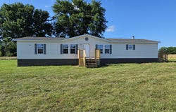 205 College Street, Stark City, MO 64866