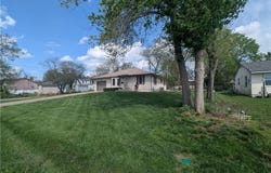701 S Oakland Street, Harrisonville, MO 64701