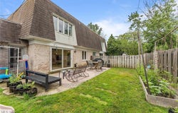 2632 S Green Road, University Heights, OH 44122