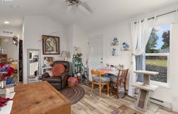 119 SE OAK LEAF LN, Winston, OR 97496