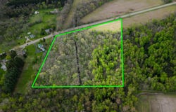 4 Bunkerhill Road, Jackson, MI 49201