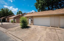 34 HAMPSHIRE Circle, Little Rock, AR 72212-4008