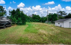 345 Matlo Avenue, Sebring, FL 33870