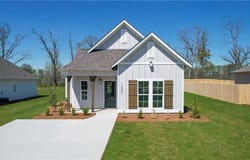 13 CROSSING COURT E, VALLEY, AL 36854