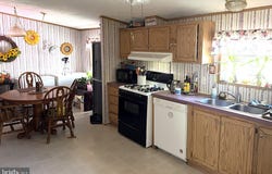 140 PATUXENT MOBILE Estates, LOTHIAN, MD 20711
