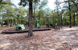 221 Colonial Dr, Malakoff, TX 75156