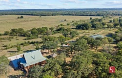 6415 Marshall, Marietta, OK 73448