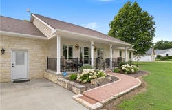 12590 E Osage Nation Road, Nevada, MO 64772