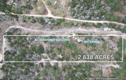 801 Marlin St, McDade, TX 78650