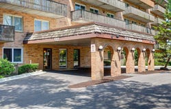 512 Redondo Drive, Downers Grove, IL 60516