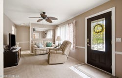 17 Darye Court, Toms River, NJ 08755
